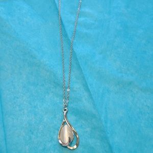 Necklace 

Tell Me A Love Story